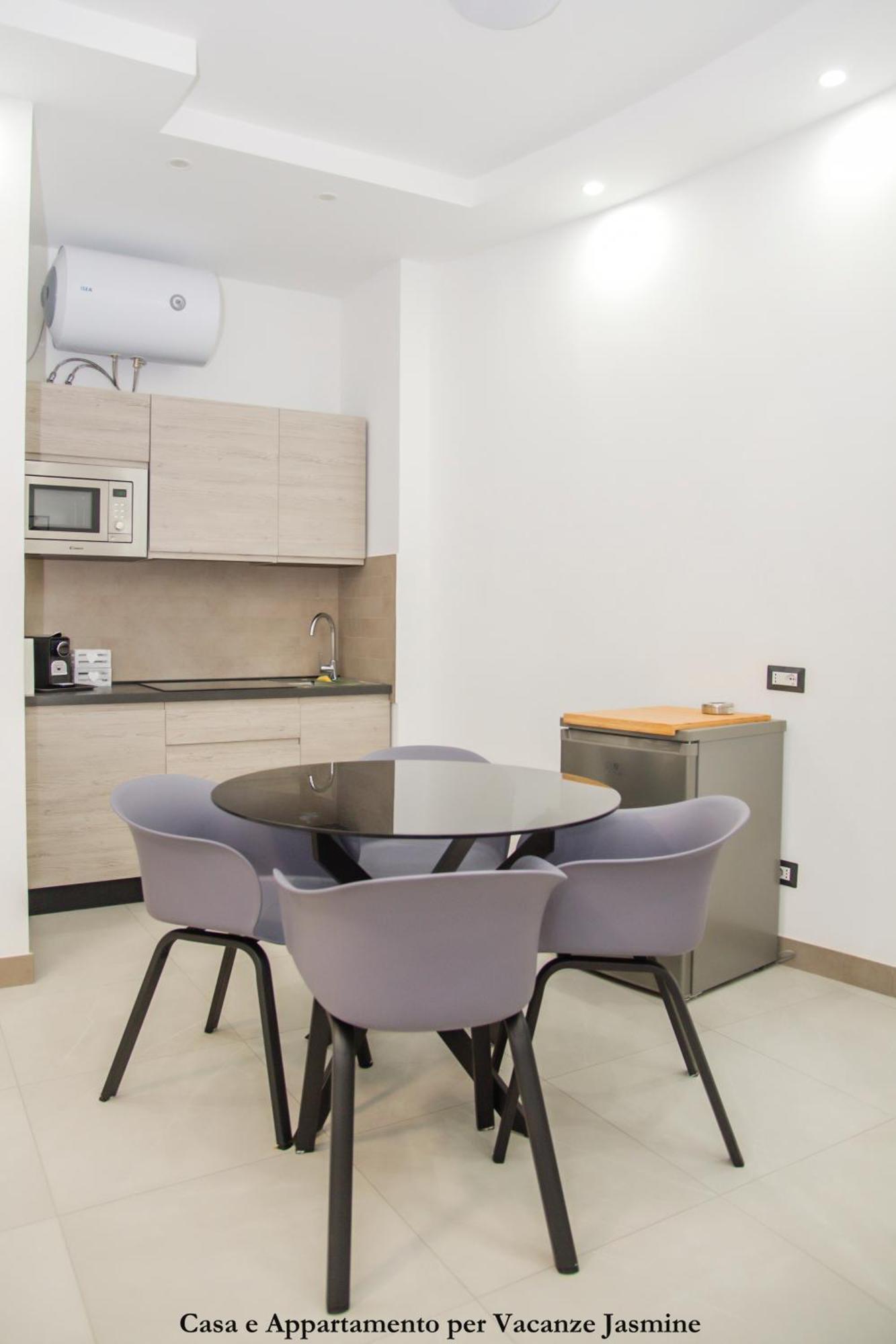 Casa E Appartamento Per Vacanze Jasmine Roma Exterior foto